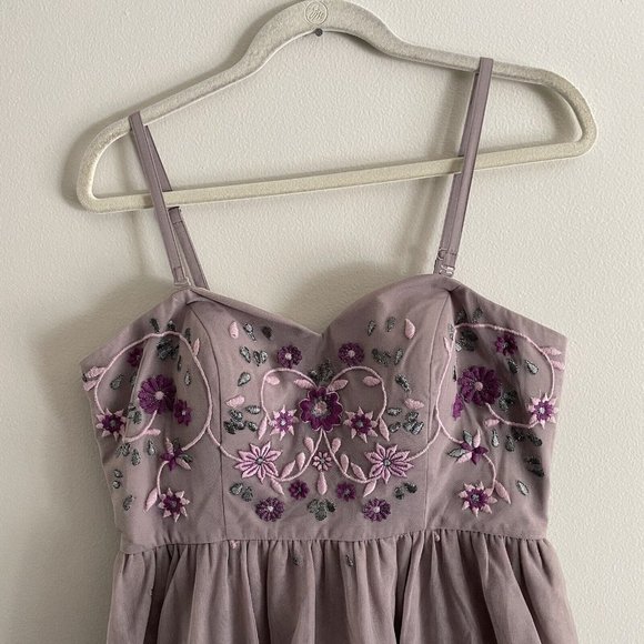 Modcloth Lavender Embroidered Midi Dress - Picture 4 of 11
